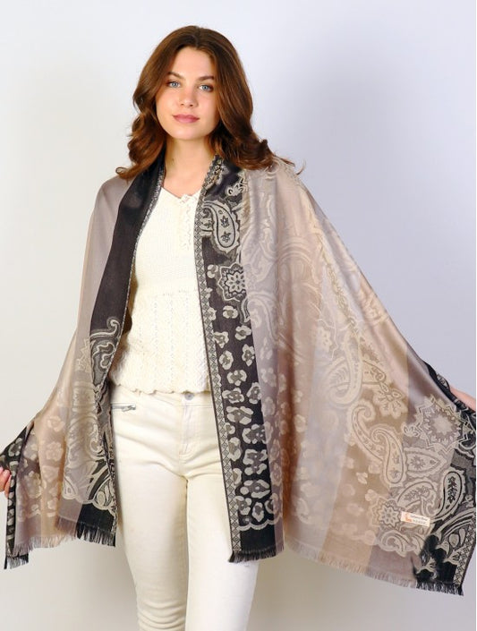 Pashmina - Beige Paisley Print