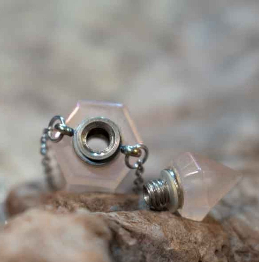 Clear Quartz Aura Perfume Necklace